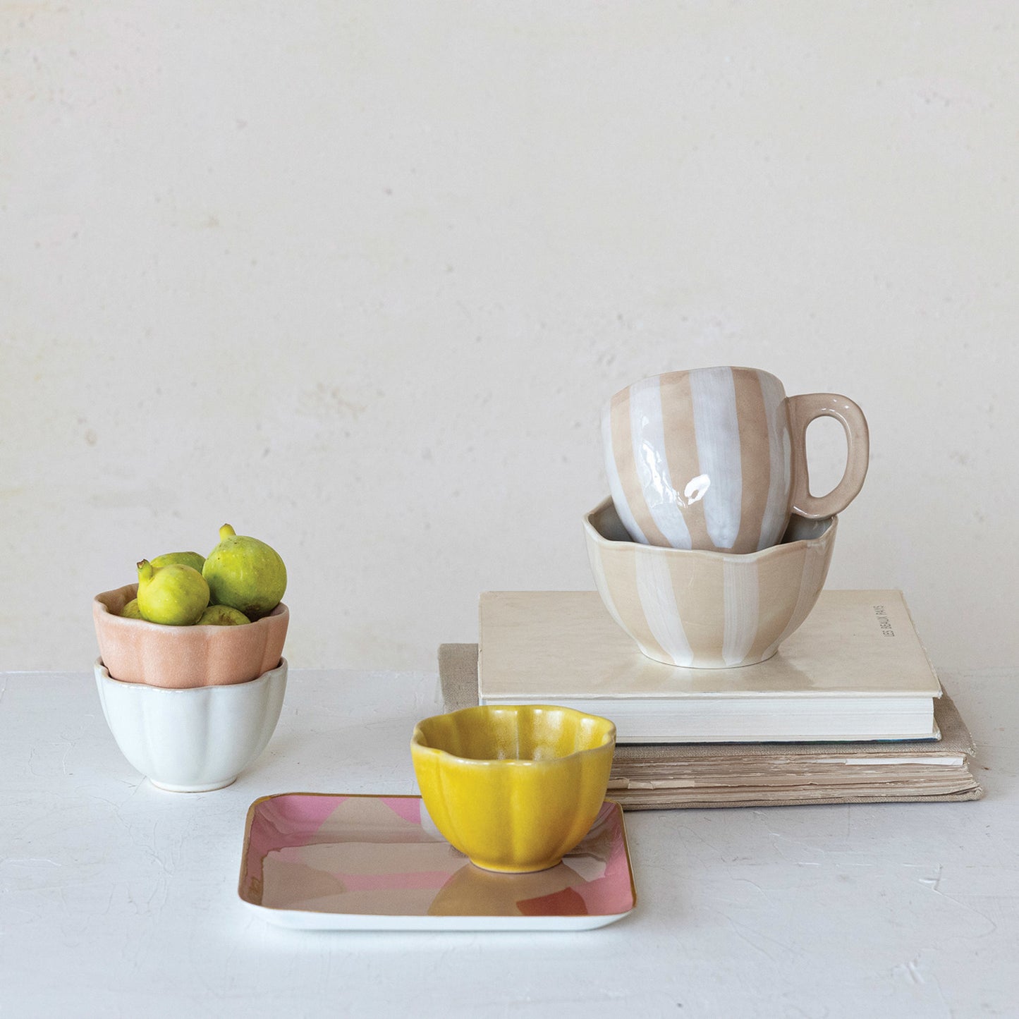 Evelynn Stoneware Flower Bowls