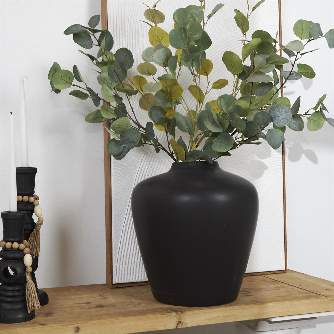 Theo Vase