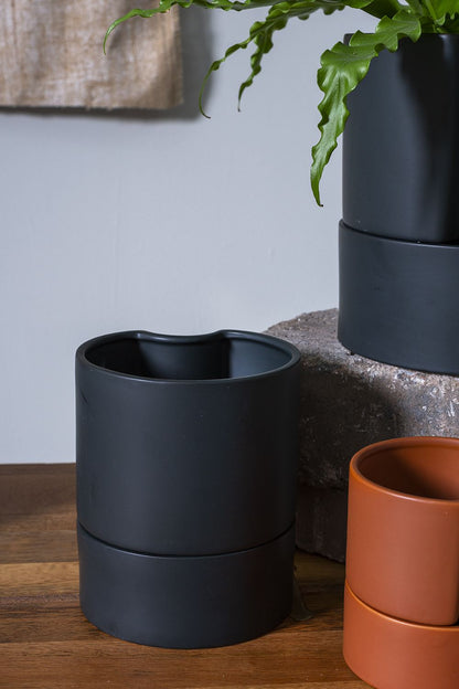 Black Jett Pots