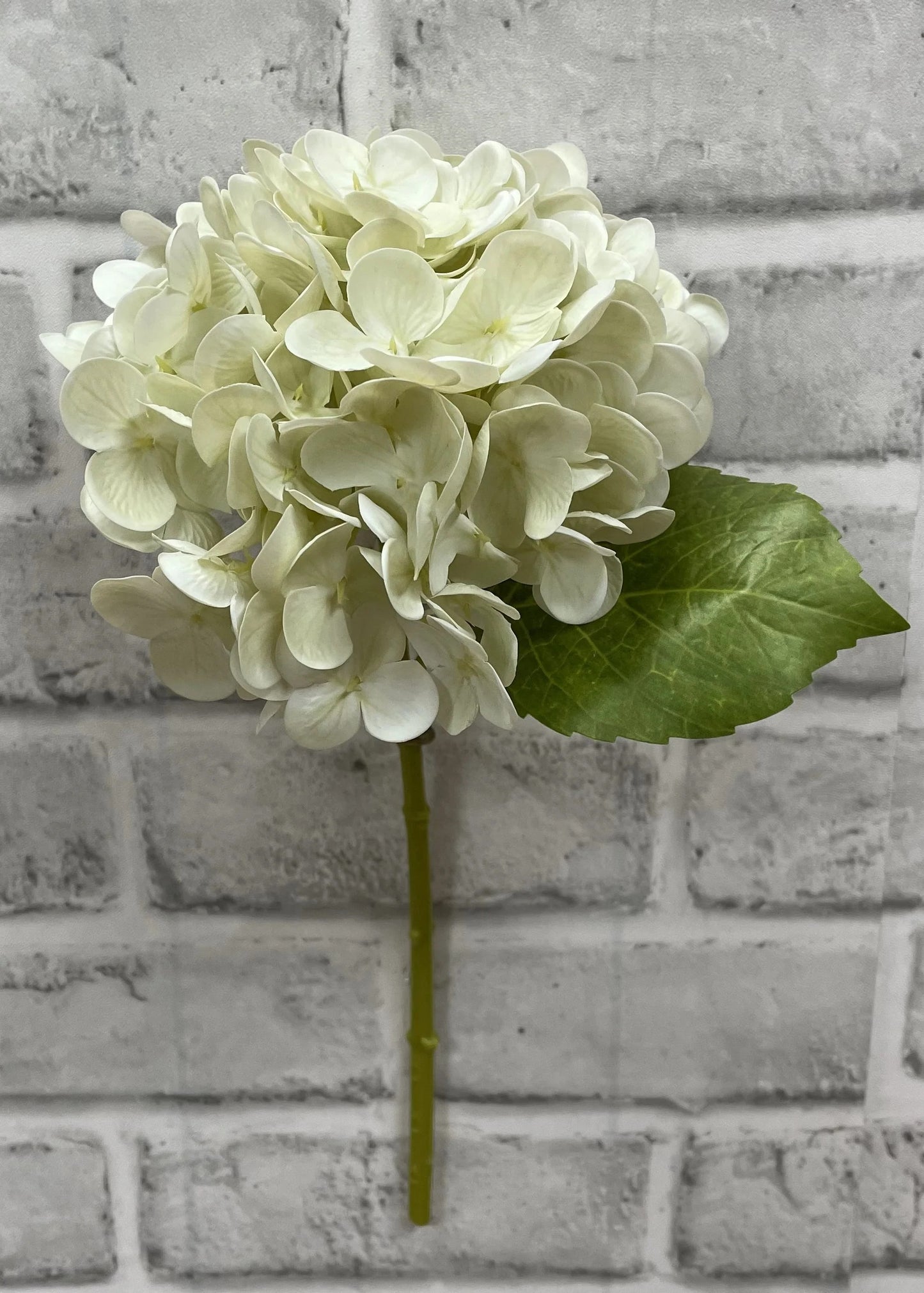 12" Fresh Touch Hydrangea Stem
