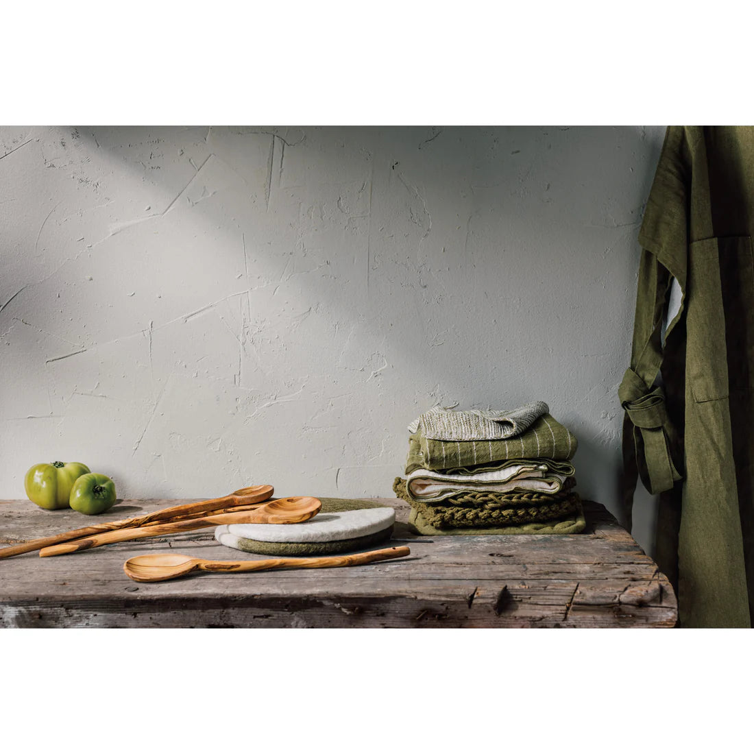 Olive Branch Stonewash Apron