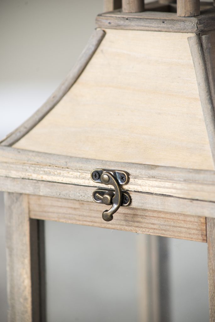 Ivona Wooden Lanterns