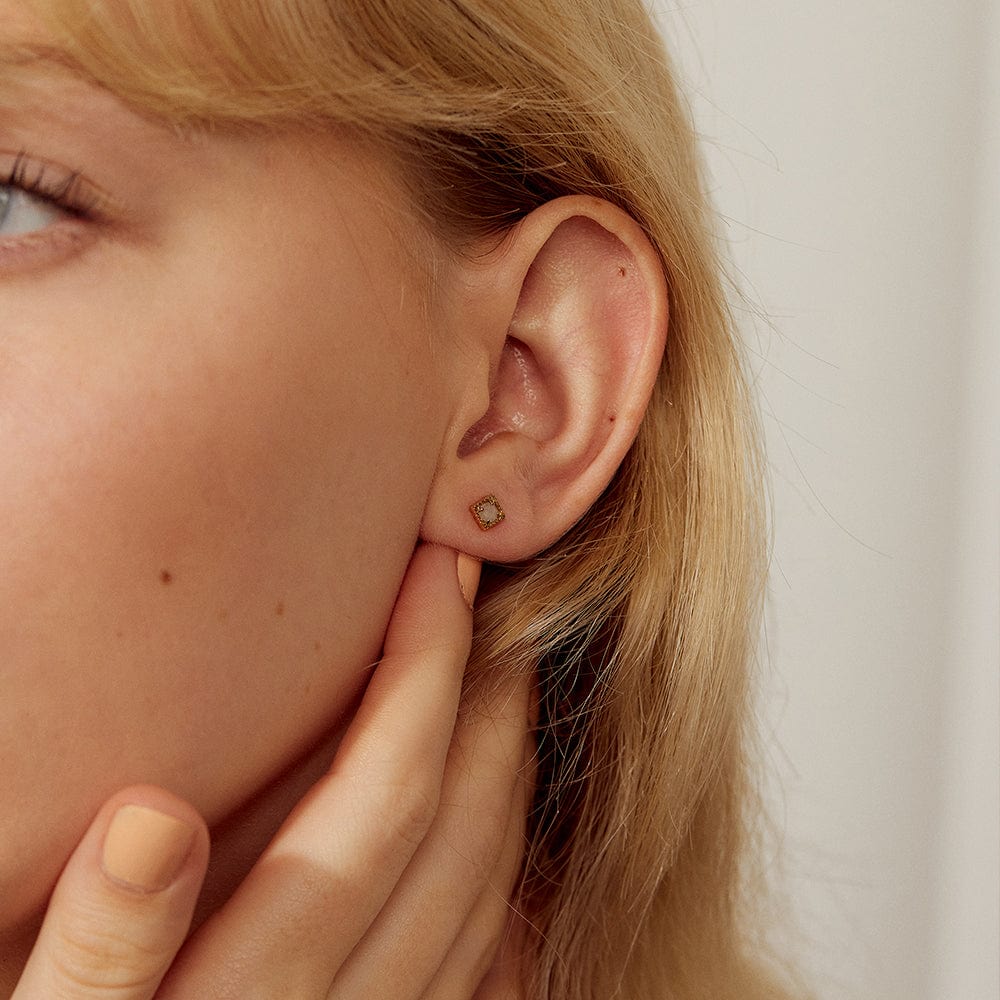 Demi-Fine Eclipse Studs